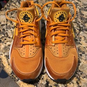 Golden Sunset Nike Huaraches 6.5